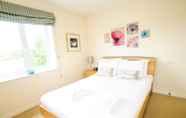 Kamar Tidur 4 Your Stay Bristol Orchard Gate