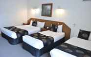 Kamar Tidur 3 Albury Burvale Motor Inn