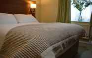 Bilik Tidur 4 Stallingborough Grange Hotel