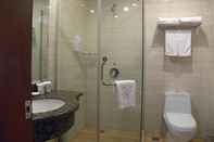 In-room Bathroom GreenTree Inn Changzhou Xinbei District Taihu Road Wanda Square Express Hotel