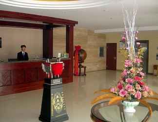 Lobi 2 Greentree Inn Wuhan Hankou Jiangtan Hotel
