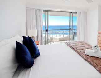 Bedroom 2 Cashelmara Beachfront Apartments