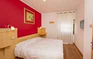 Bedroom 4 Hotel Garni Edy