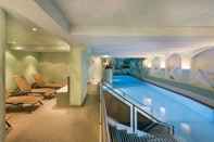 Swimming Pool Sunstar Hotel Saas-Fee