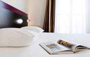 Bedroom 5 Mercure Lille Roubaix Grand Hotel