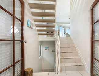 Lobi 2 Andari Holiday Apartments