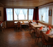 Restoran 5 Hotel Silvapina