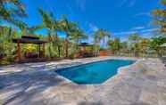 Swimming Pool 2 1770 Getaway