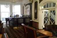 Bar, Kafe dan Lounge The Tontine Hotel