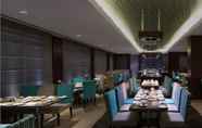 Restaurant 5 Four Points by Sheraton Vadodara