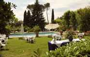 Swimming Pool 5 Hotel Villa Villoresi