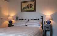 Kamar Tidur 3 Taunton House B&B