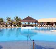 Swimming Pool 3 Dom Pedro Laguna Beach Resort & Golf