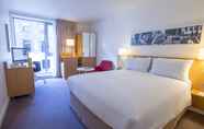 Bedroom 3 DoubleTree by Hilton Hotel London -Tower of London