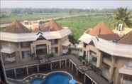 Nearby View and Attractions 3 Royal Orchid Central Kireeti