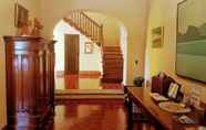 Lobi 7 Casa Carmel Bed and Breakfast