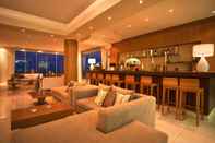 Bar, Kafe dan Lounge Kiani Beach Resort Family