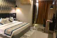 Bedroom Regenta Central Noida