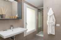 In-room Bathroom Hotel Canton dell Orto