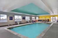 Swimming Pool Tru by Hilton Springfield Downtown