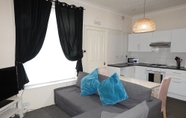 Common Space 6 One Bedroom Apartment by Klass Living Serviced Accommodation Bellshill - Elmbank Street Apartment with WIFI  and Parking