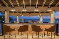 Bar, Cafe and Lounge JW Marriott Maldives Resort & Spa