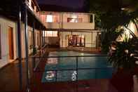 Swimming Pool Kamsa Royal Guest House