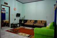 Lobby Homestay Sembiring Puncak