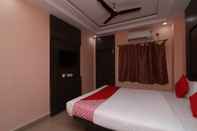 Bedroom Shree Bhakti Sagar Hotel