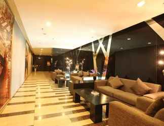 Lobi 2 Bo Lian Hui Fashion Hotel