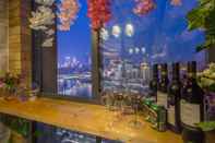 Bar, Cafe and Lounge Hongyadong Full River View Apartment