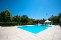 Swimming Pool Agriturismo Al Buttasella