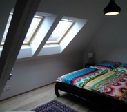 Bilik Tidur 5 Boardinghouse Neumarkt Alte Schule