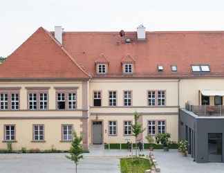 Exterior 2 Boardinghouse Neumarkt Alte Schule