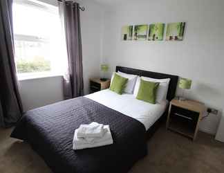 Bedroom 2 Clarendon Court