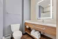 In-room Bathroom Extended Stay America Premier Suites Tampa Gibsonton Rivervi