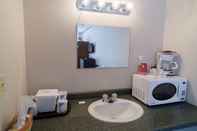 Toilet Kamar Winds Motel