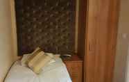 Bedroom 7 Dorset Arms Hotel