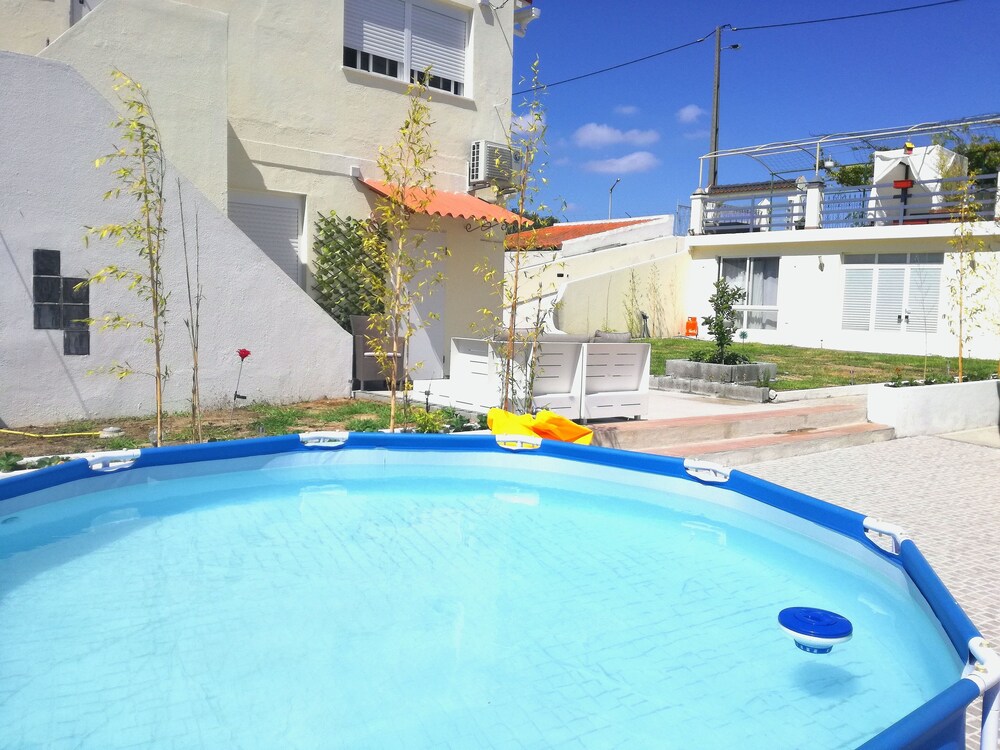 Swimming Pool Seixal Bay Village