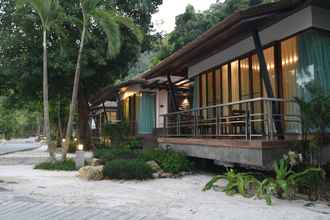 Exterior 4 Victoria Cliff Nyaung Oo Phee Island