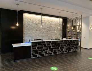 Lobby 2 TownePlace Suites by Marriott Agoura Hills