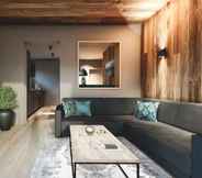 Common Space 2 A CASA Aquamarin