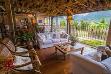 로비 Brisa da Serra Pousada