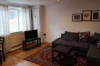 Common Space Cosy Apartment in Islington - A