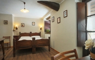 Kamar Tidur 4 Albergo Locanda Mistral