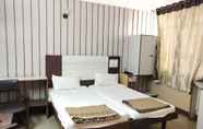 Bilik Tidur 2 iROOMZ Hotel Abhiman