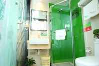 In-room Bathroom Vatica Beijing Chaoyang West Dawang Rd Jiulongshan Metro Station Hotel