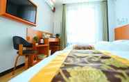 Bilik Tidur 7 Vatica Beijing Chaoyang West Dawang Rd Jiulongshan Metro Station Hotel