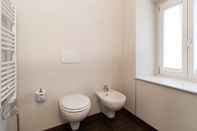 Toilet Kamar Italianway - Rosales 1 B