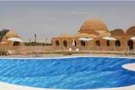 Swimming Pool Shanda Lodge Desert Resort